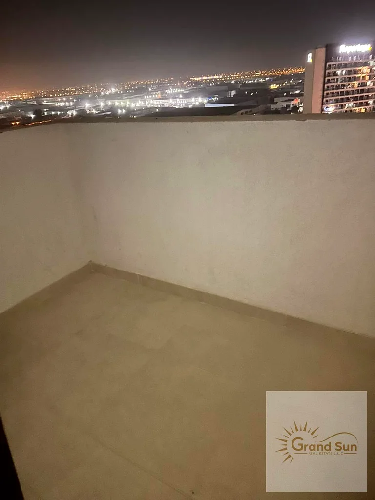 استوديو/شاغر/غير مفروش63726017223938111