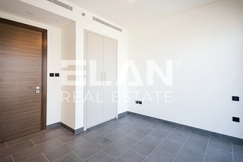 Elegant 2-BR in The Crest C | Amenities View63758548104323114