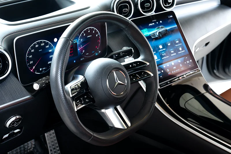 مرسيدس بنز GLC 200 AMG طقم هيكل 4Matic - 202363699044672386114