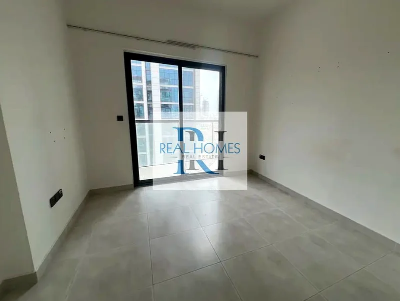 Ready to Move | Modern Layout | Prime Location63783058129282113