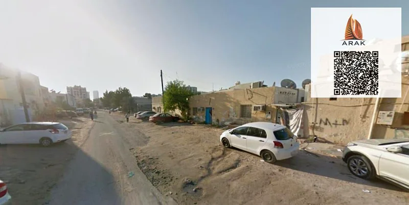 🔹 Old Traditional Commercial House for Sale – Al Liwara 263865456927105113
