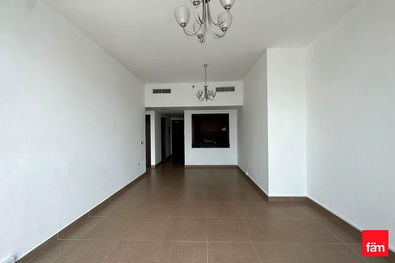 BREATHTAKING CANAL VIEW | 905 SQ FT | 4 cheques63790022795137113