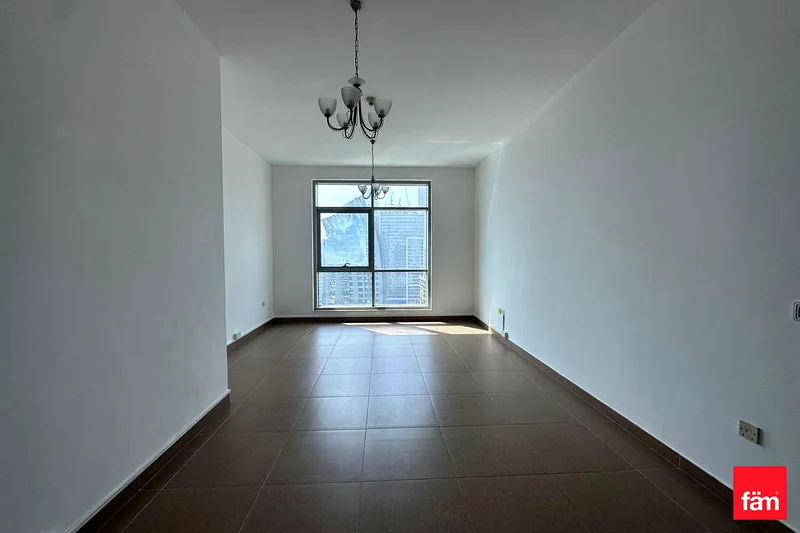 BREATHTAKING CANAL VIEW | 905 SQ FT | 4 cheques63790022795137112
