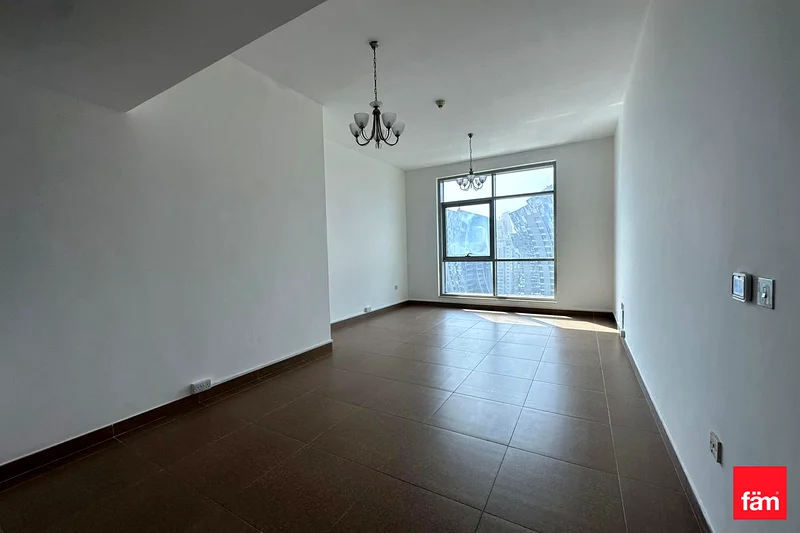 BREATHTAKING CANAL VIEW | 905 SQ FT | 4 cheques63790022795137111