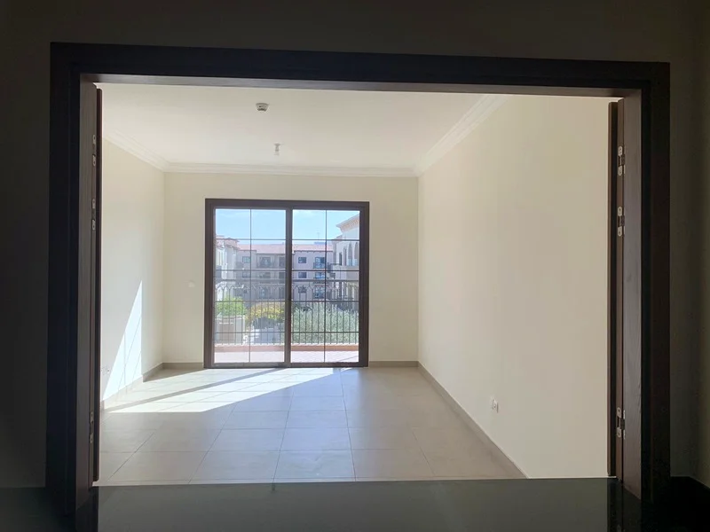 Q3 مدينة بدر | غرفة نوم واحدة + دراسة | وحدة مؤجرة | إطلالة على الفناء الداخلي63726113778050113