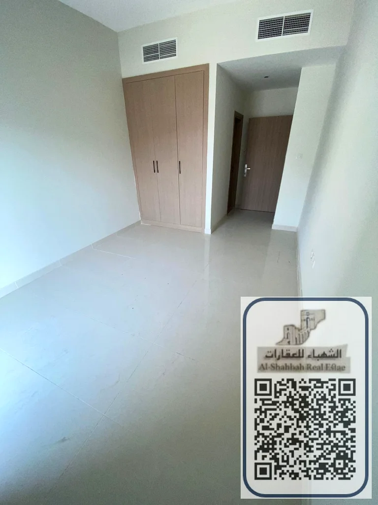 First-class apartment, one bedroom, a hall, two bathrooms, large area63713982349186112