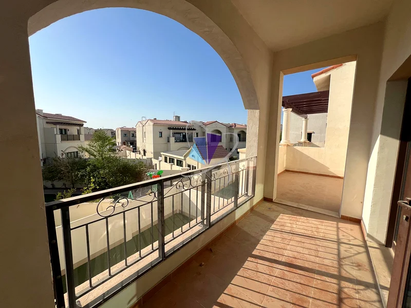 Prime Location-3 BHK with Backyard and Maid Room-Community Club63625224527105113