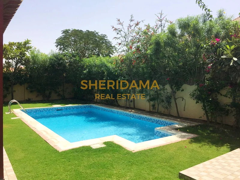 Large Layout | Private Pool | Vacant on October63726296653827112