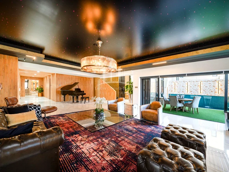 Luxury upgraded Penthouse | Sea View |63936703210883114