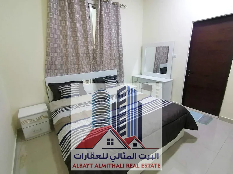 شقة من غرفة نوم واحدة رقم 206 *    منطقة الروضة 3، شارع الشيخ عمار    مفروشة، حمامان وشرفة    إيجار شهري، مبنى جديد63723652932227111