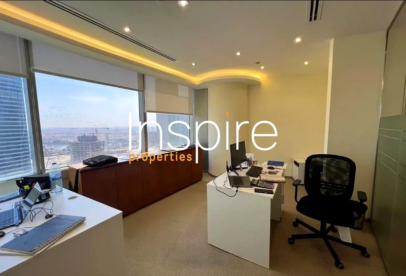 JLT | مكتب مقسم | قريب من المترو | فئة أ63623319616899112