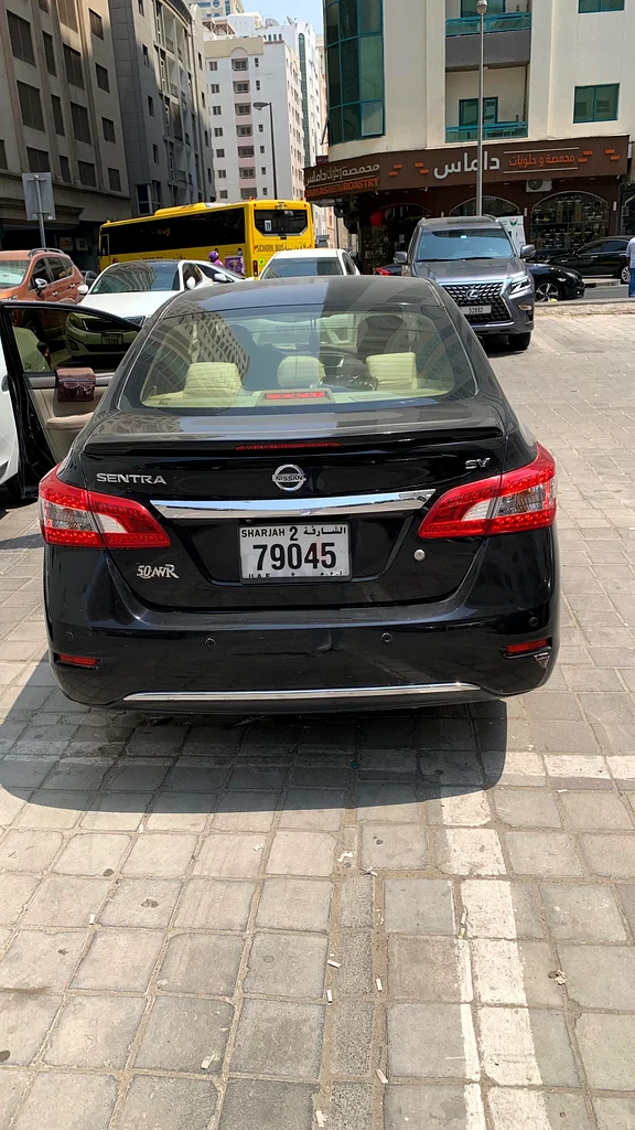 Nissan sentra 201863700944204801114