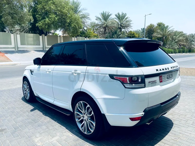 Range Rover sport v8 super charger Model 2014 Gcc with service history orginal Paint  personal car63699060256386113