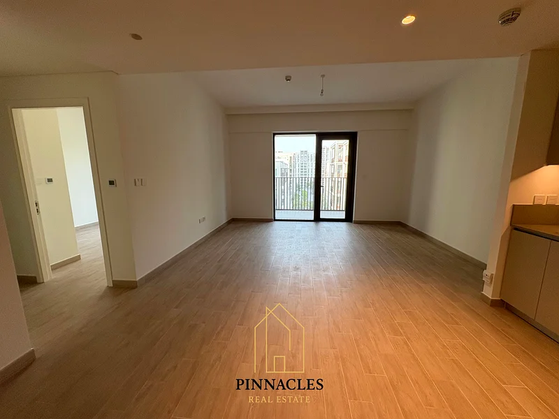 Modern 2BR Apartment | Creek Beach Access | Prime Investment Opportunity64024295296642112