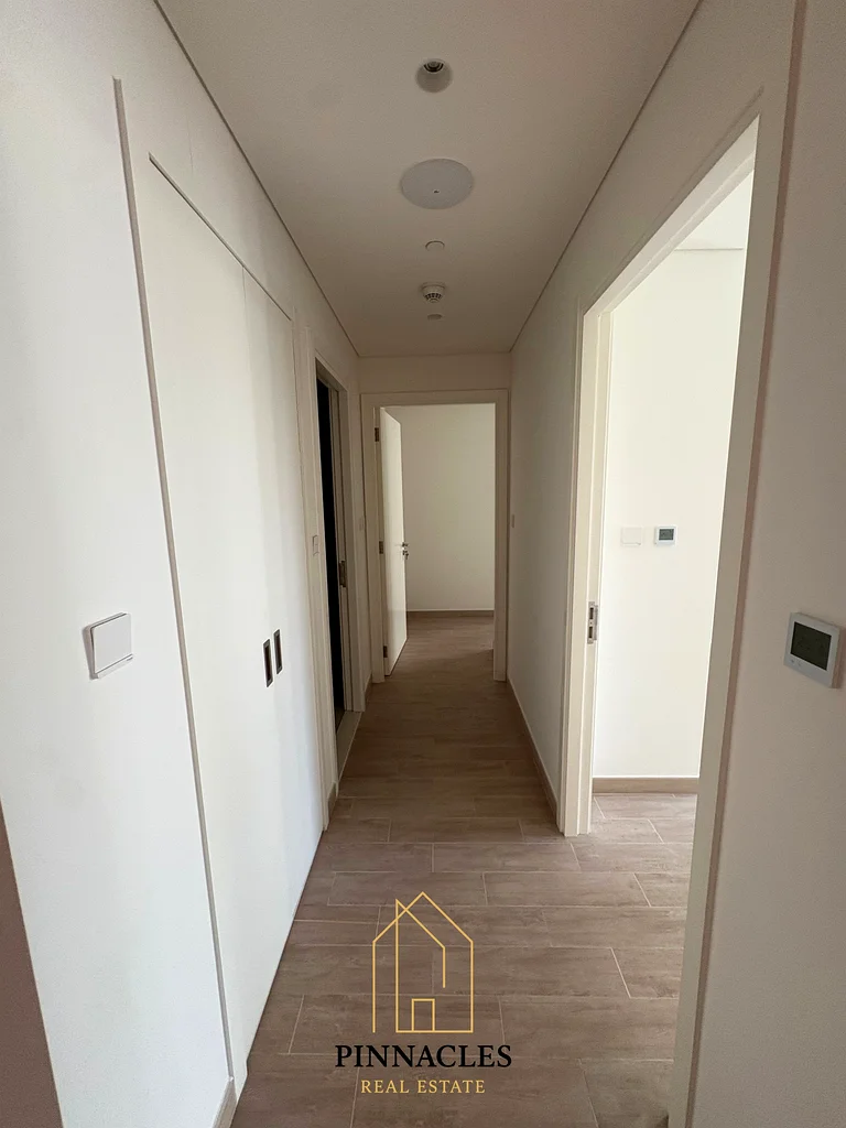 Modern 2BR Apartment | Creek Beach Access | Prime Investment Opportunity64024295296642113