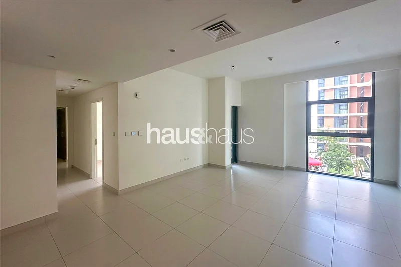 Vacant | Prime Location | Pool View64042581401090114