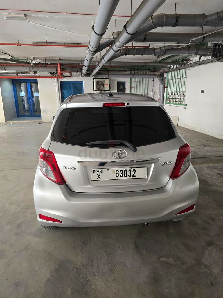 Toyota Yaris63699050925187111