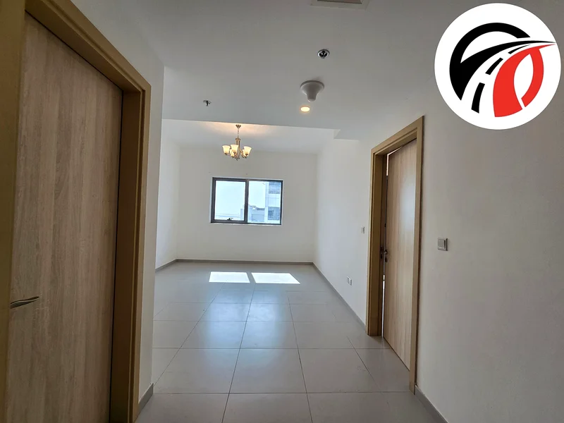 شقة على بعد مسافة سير من مترو _ 1 غرفة نوم _ جميع المرافق63755314673411110