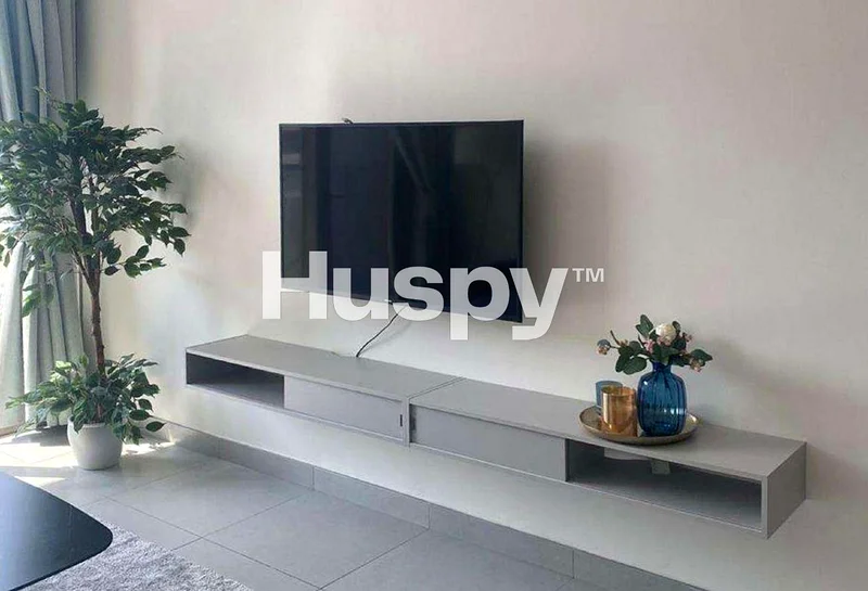 مؤثثة بالكامل | شاغرة | طابق منخفض63764588367618113