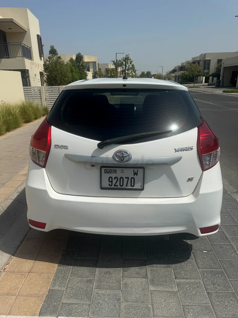 Toyota Yaris63699051410305113