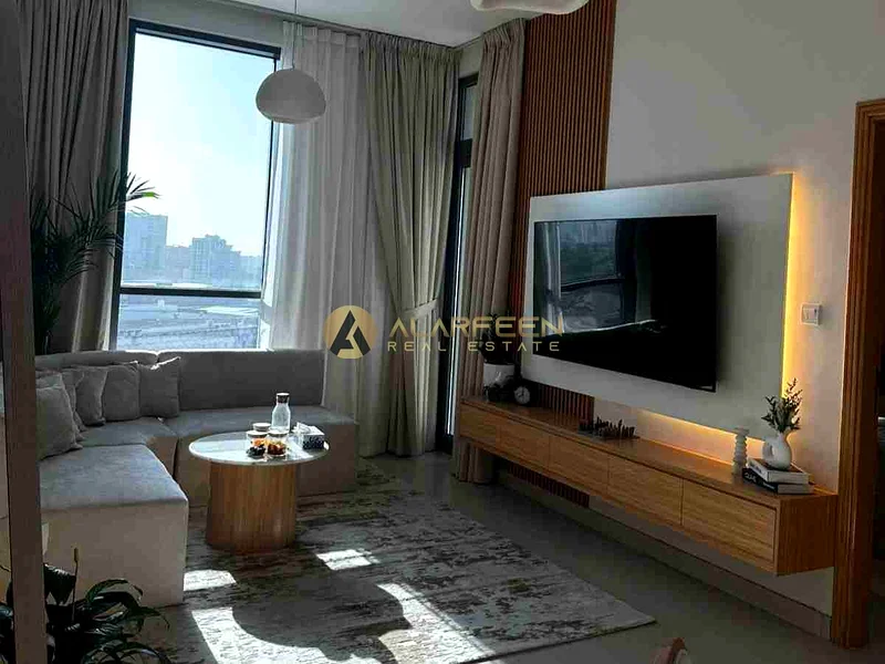 فاخر جدًا | مطبخ مغلق | شاغر عند التحويل64031589774339112
