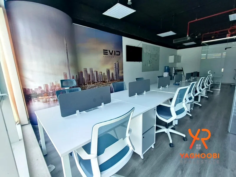 مساحة متميزة في برج تشرشل التنفيذي، خليج الأعمال63826858399362110