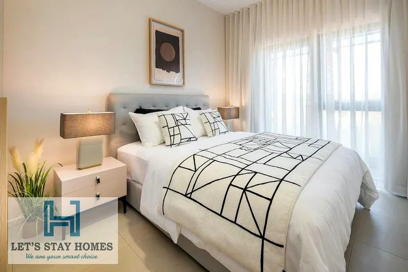 Live Luxe | Free WiFi | Pool, Gym, and More | Metro Proximity | Security On63829426771714110