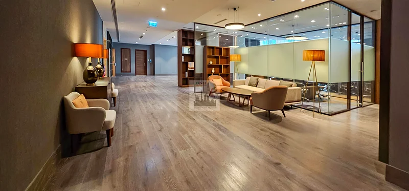 Stunning 2 BR | Spacious and Bright | Prime Spot63771015694850114