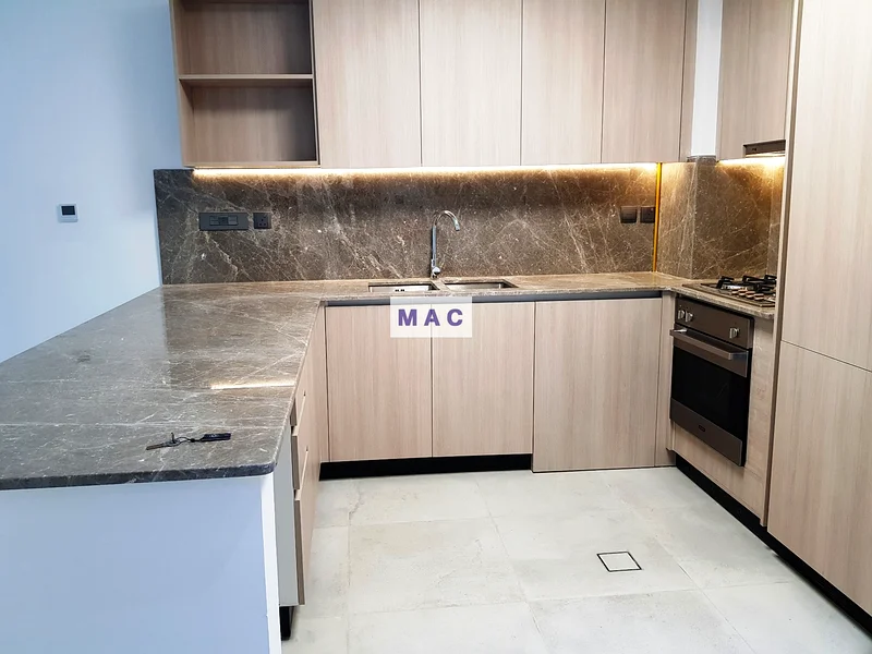 Premium 1-BR + study,  No-chiller, Kitchen equipped flat in perfect location63778034107907111