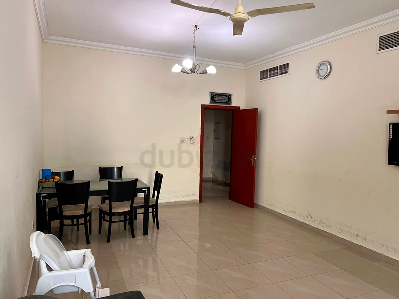 SHARING ROOM AVAILABLE IN AJMAN RASHIDIYA 2 ON TWIN SHARING64054607089026112