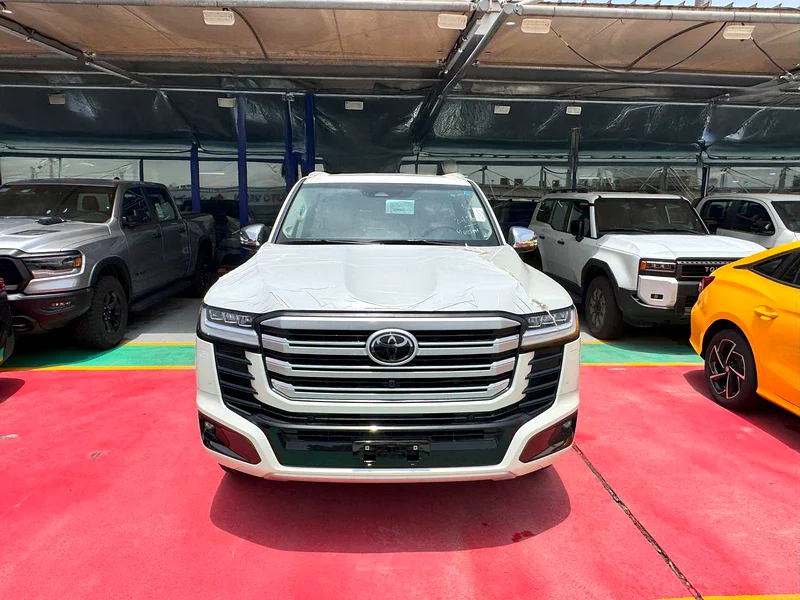 2025 TOYOTA LAND CRUISER VX 3.5L HYBRID 4X4 BRAND NEW 0KM (EXPORT PRICE)63699052775169111