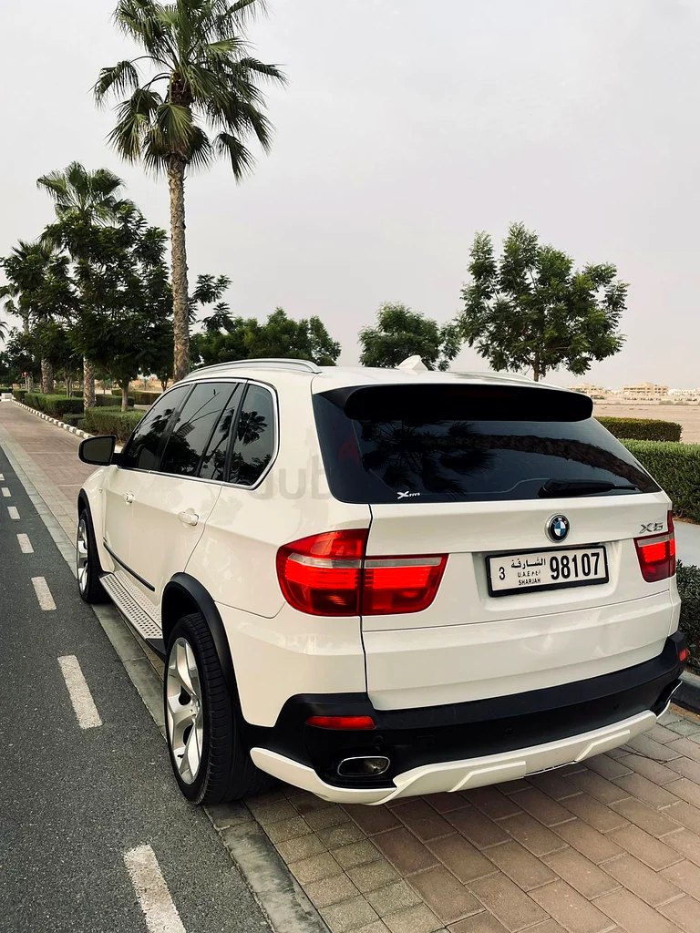 BMW X563699053067009113