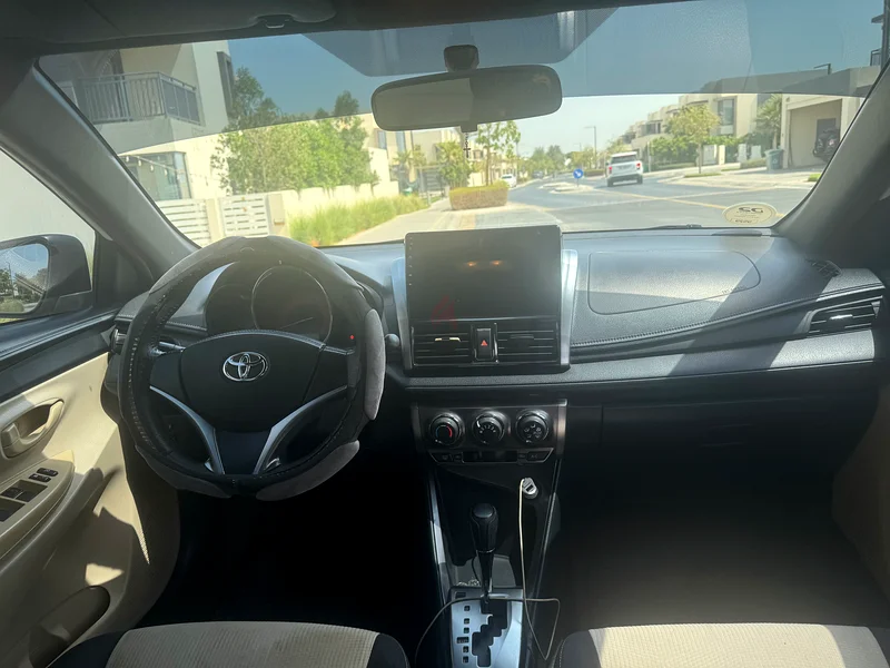 Toyota Yaris63699051410305114
