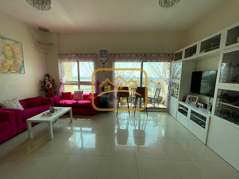 IMPZ VIEW | 2BHK |  FULLY UPGRADED | VACANT ON TRANSFER 990 ,000!64031805354499110