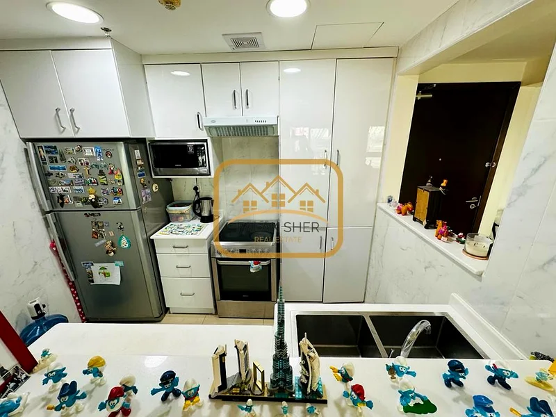 IMPZ VIEW | 2BHK |  FULLY UPGRADED | VACANT ON TRANSFER 990 ,000!64031805354499111
