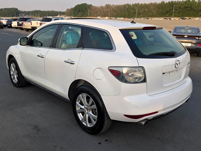 Mazda CX-7 2010 model, full option63613736264323114