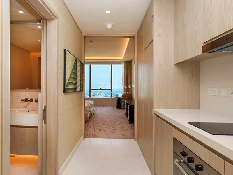 Iconic Tower | Marina Skyline Views | Ain Dubai |64007316972930113