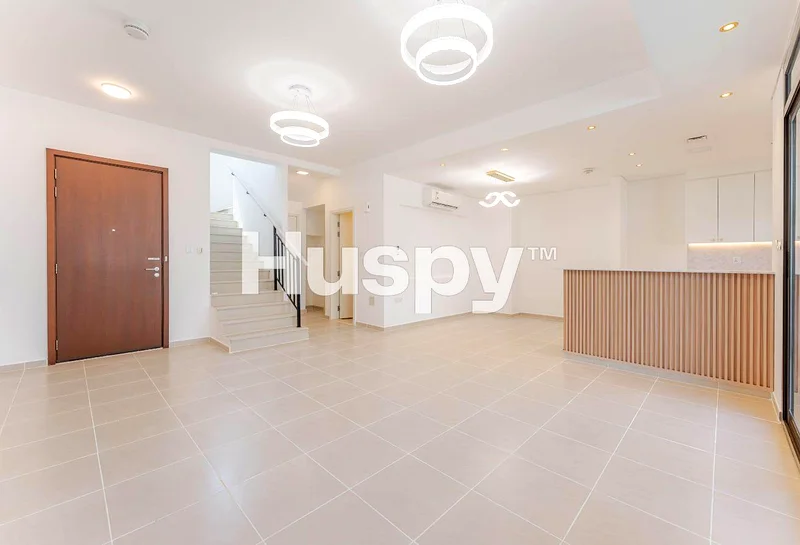 Vacant | Partially Upgraded | Turn Key Unit63950463441026112