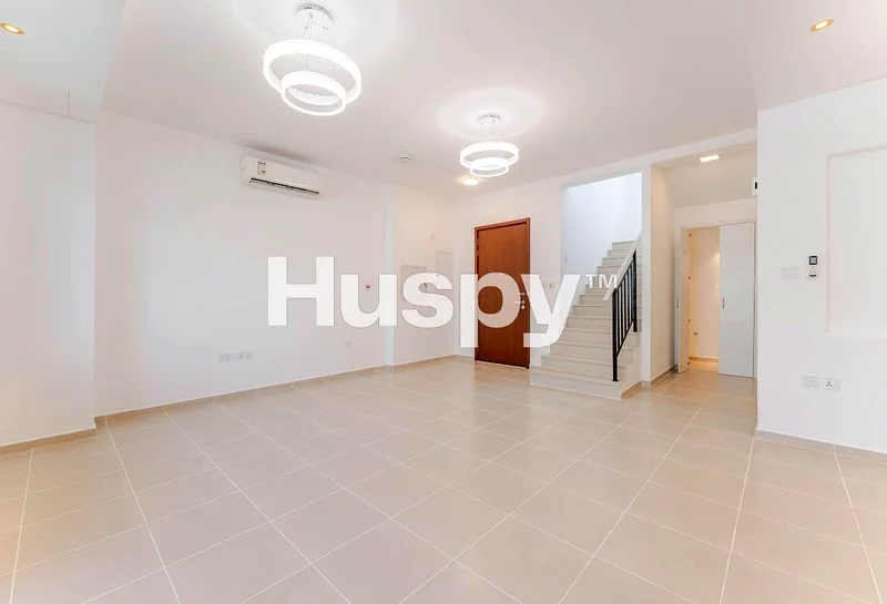 Vacant | Partially Upgraded | Turn Key Unit63950463441026114