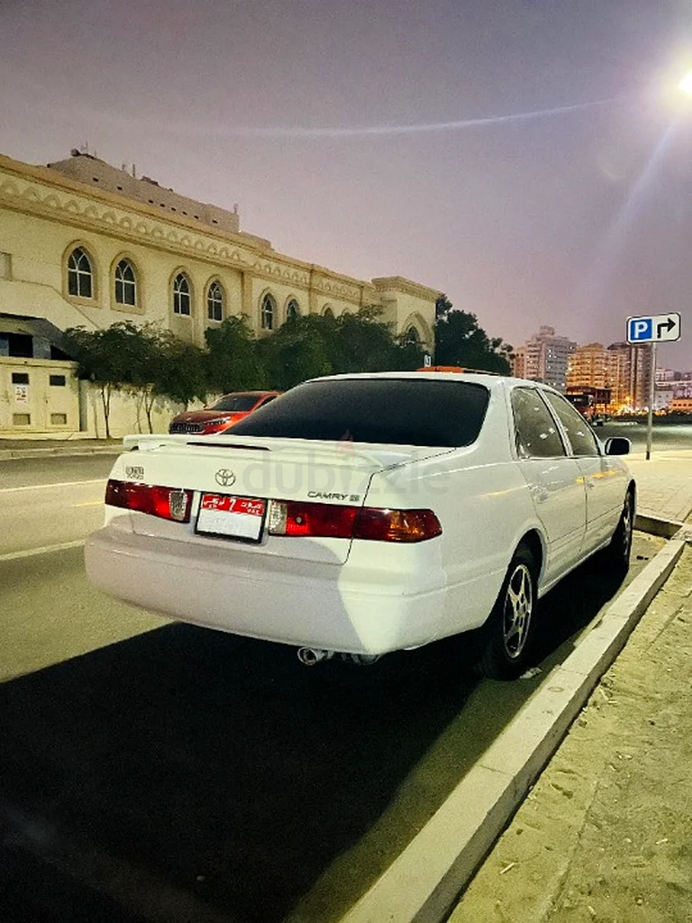Toyota Camry 2001 – LE | Sunroof | Alloy Wheels | Excellent Condition63699049588482111