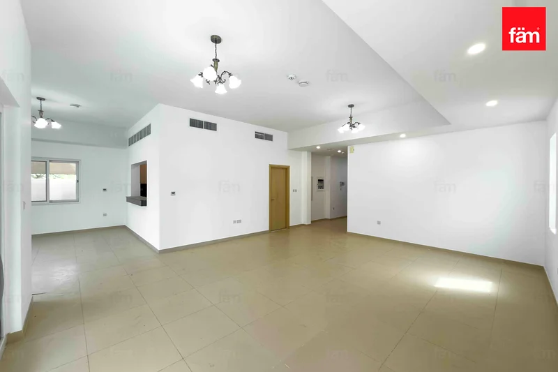4BED+MAIDS / READY TO MOVE IN / SPACIOUS63735585055618113
