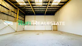 **🏭 High Power 50KW/ 2,200SQFT Warehouse For Rent in Emirates Modern Industrial Area, Umm Al Quwa