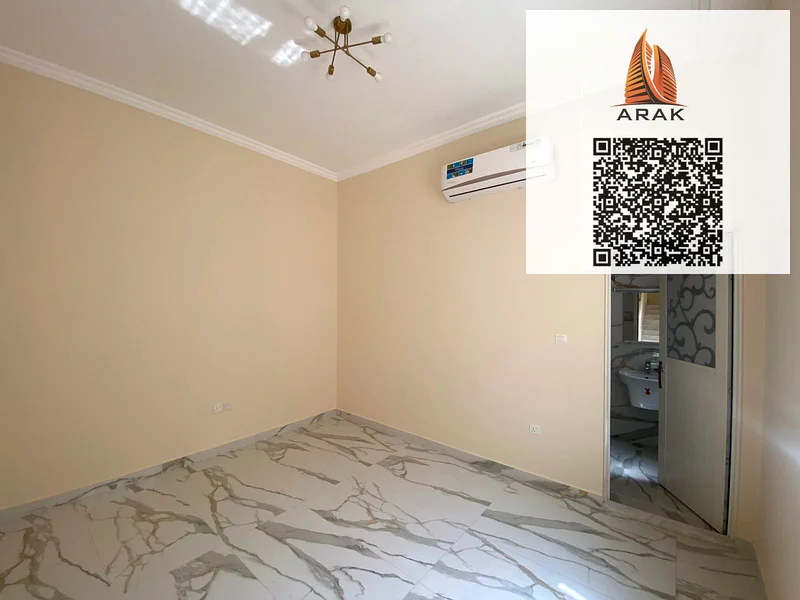 🏡 فيلا جديدة من طابقين للإيجار في عجمان – منطقة الظاهية 🏡 📍 الموقع: الظاهية، عجمان – وصول مباشر للطريق الإسفلتي ✨ ميزات الفيلا: ✅ سبا63710612783235114