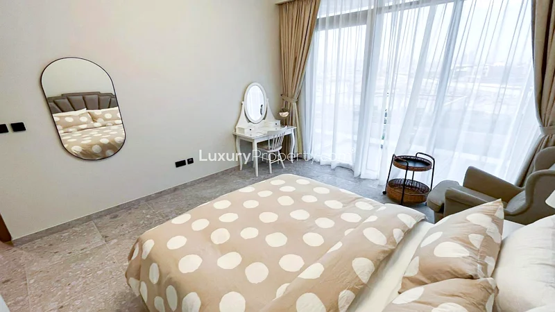 Fully Furnished | Golf Course | Spacious63804874931331112