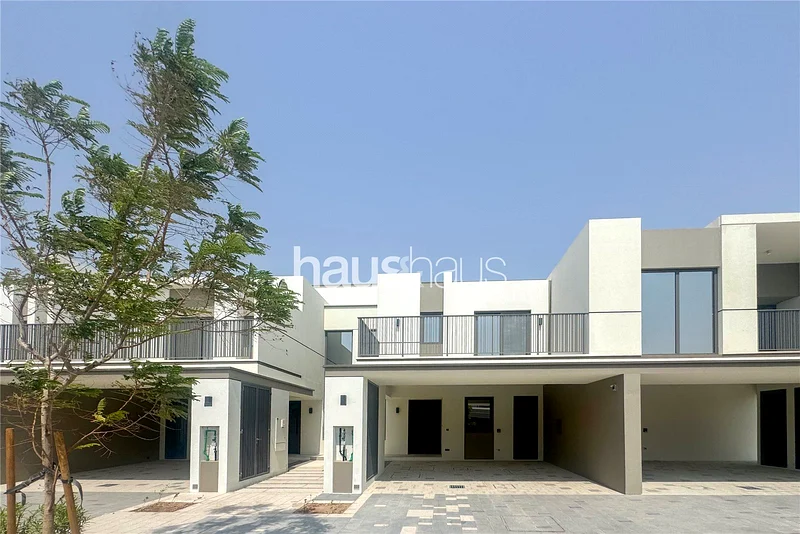 Single Row | Near Pool | Near School63807175856259110