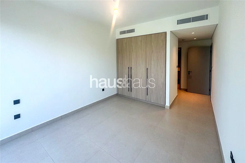 Single Row | Near Pool | Near School63807175856259111