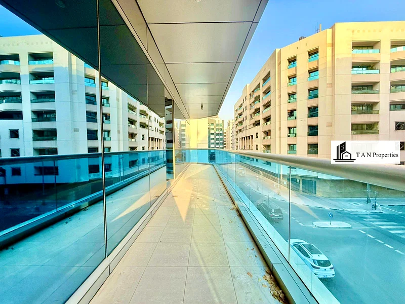 شقة فاخرة من 3 غرف نوم + خادمة |• قريبة من المترو |• بدون عمولة |• أجهزة مطبخ63767557175810112