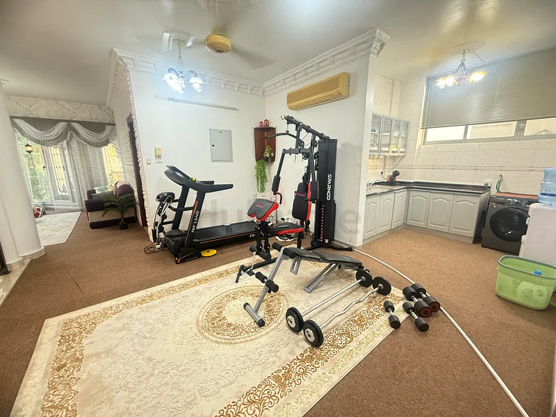 Full Furnished Master Bedroom with GYM and Kitchen for Rent in Individual Villa63624642220290114