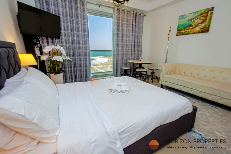 Well Maintained | Furnished | Sea View63814949279235114