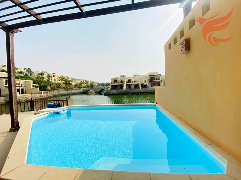 Elegant 2-Bedroom Villa with Private Pool & Golf Buggy – Luxury Living in Prime Location63858041326210114